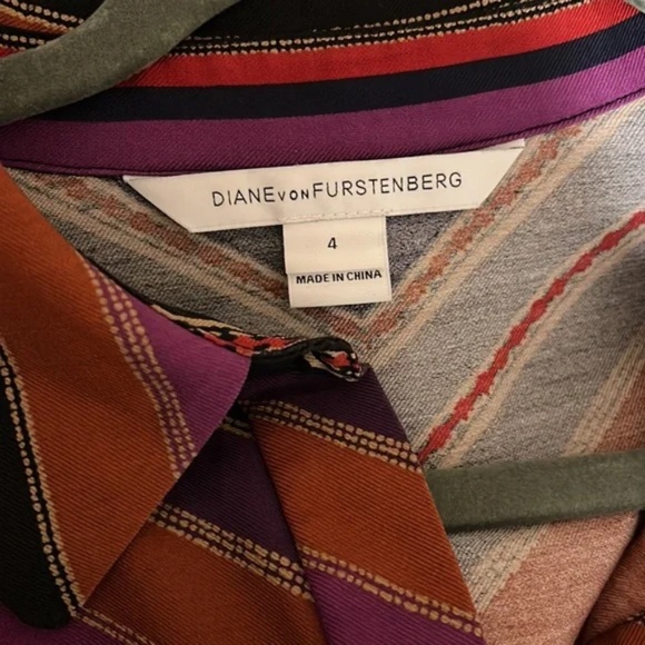 Wow! Diane Von Furstenberg ‘Chrissie’ wool & silk flare bottom retro style dress - Picture 13 of 15